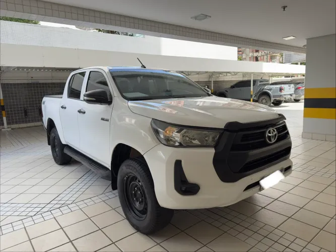 Toyota Hilux CD 4X4 2.8 Diesel Mec. 2022