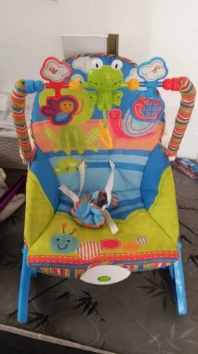 Cadeirinha educativa