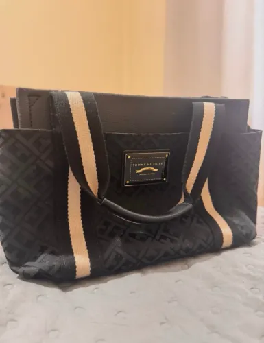 bolsa de mão tommy hilfiger
