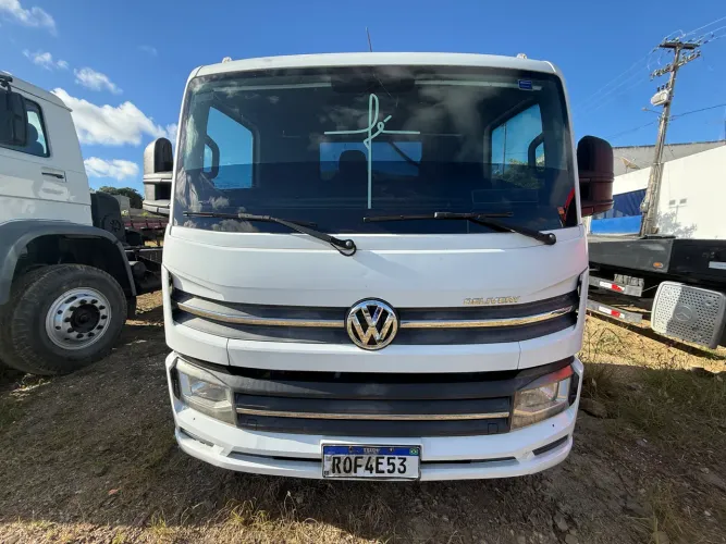 Volkswagen express no chassi. Montk veículos anuncia!
