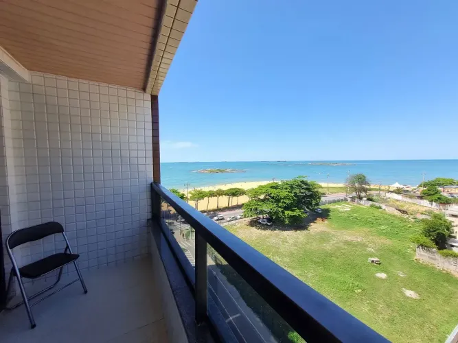 Apartamento com vista para o mar 3 quartos com suíte para alugar