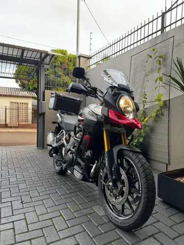 Suzuki V-strom 1000