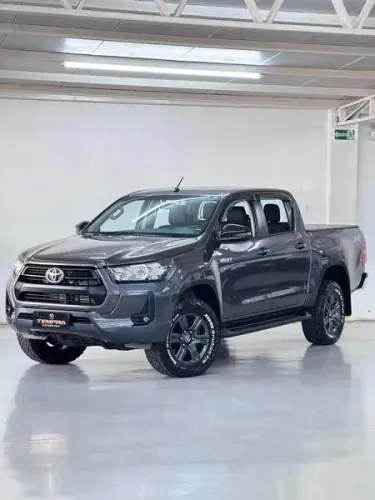 Toyota Hilux CD SR Chall. 4X4 2.8 TDI Dies Aut. 2024