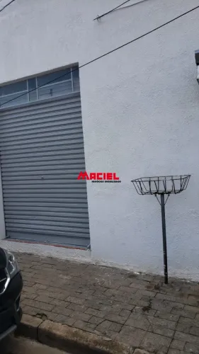 Casa Padrão em Jacareí