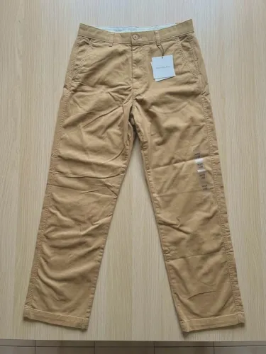 Calça Chino Calvin Klein bege