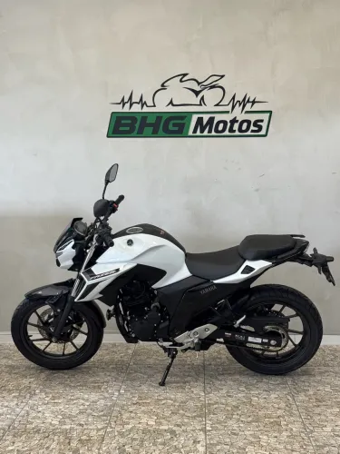 FZ25 CONNECTED BRANCA 0KM EMPLACADA R$11.900,00+ 46x R$625,00