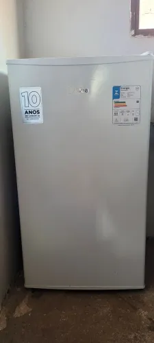 Frigobar Midea 93L Inverter