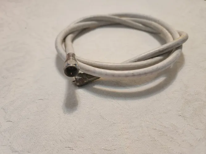 Cabo coaxial com conector 1m