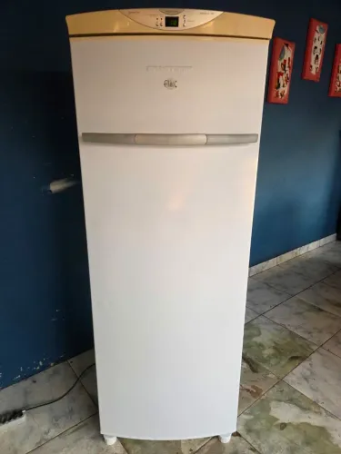 Vendo freezer Brastemp frost free