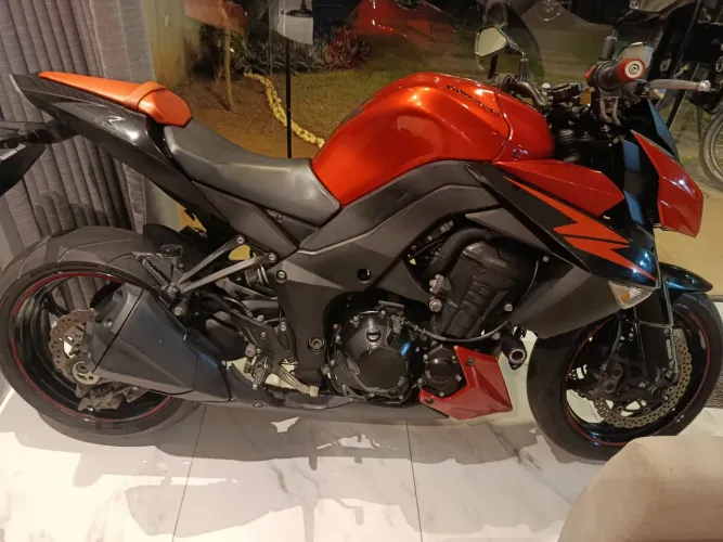 Kawasaki z1000
