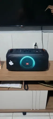 JBL part box on go