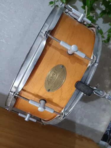 Caixa de bateria (ADAH) por 160 reais!
