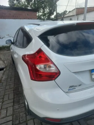 Ford Focus 1.6 S/1.6 SE Flex 16V 5P AUT 2015