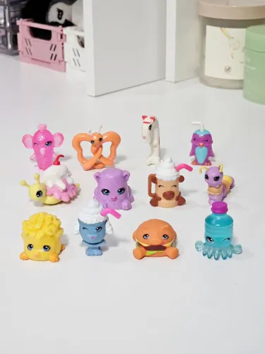 Lote 12 cutants Polly Pocket Goodies World