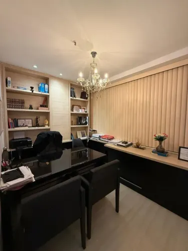 Sala comercial mobiliada no centro de Itaboraí - RJ