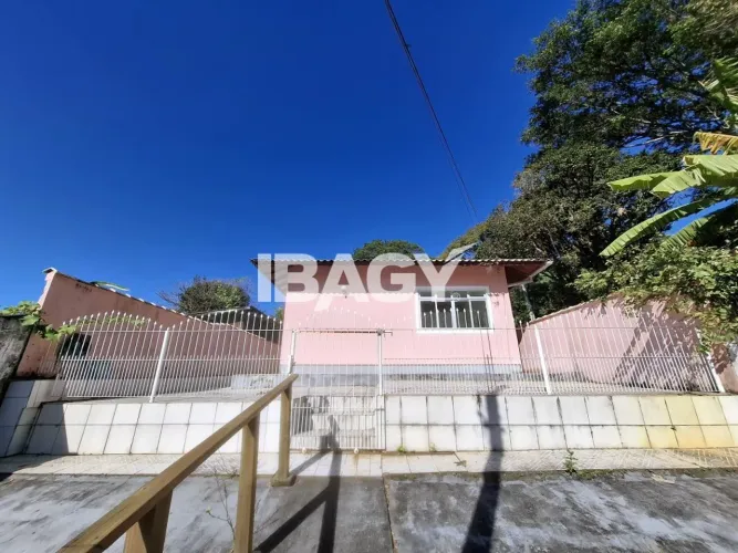 Excelente Casa 3 dormitório(s) em Ribeirão da Ilha - Florianópolis