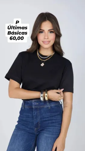 T-shirt básica gola alta