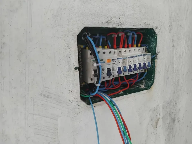 Eletricista residencial e predial 