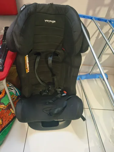 Vendo cadeirinha para carro e bebê conforto