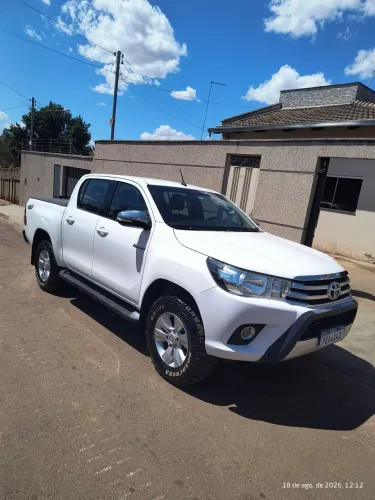 Toyota Hilux CD SRV 4X4 2.8 TDI Diesel Aut. 2017