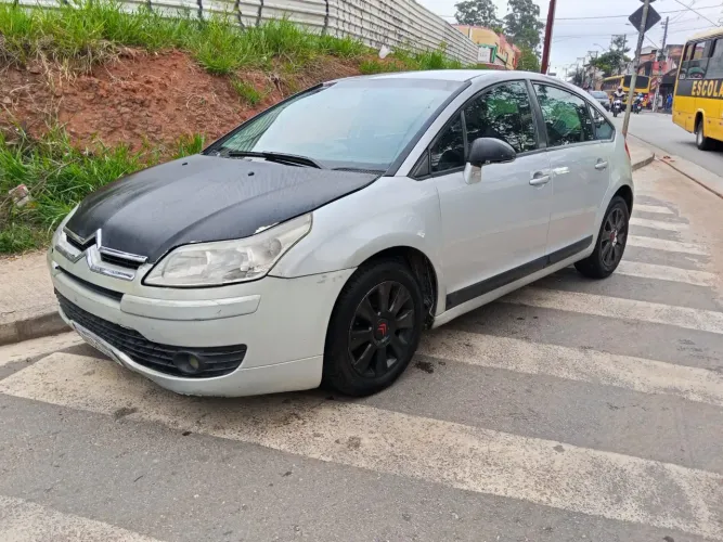 Citroen C4 Hatch 2010 2.0 automático sucata para retirada de peças