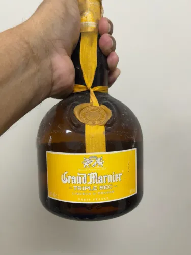 Goldschlager e Grand Marnier triple sec