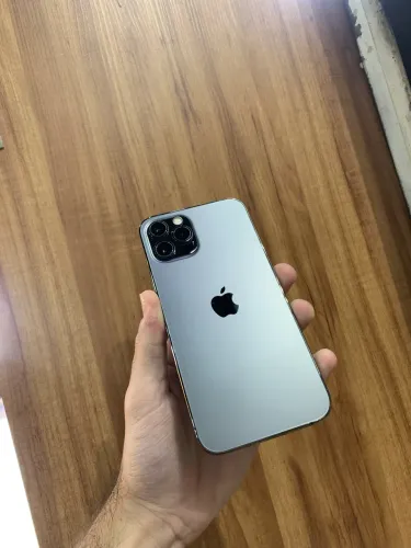12 PRO 128GB PRETO SEM DETALHES VENDO!