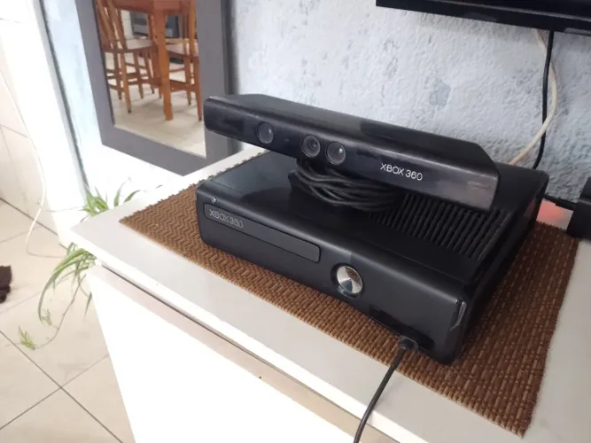 ? Xbox 360 - RGH (HD 500 GB / 50+ Jogos)
