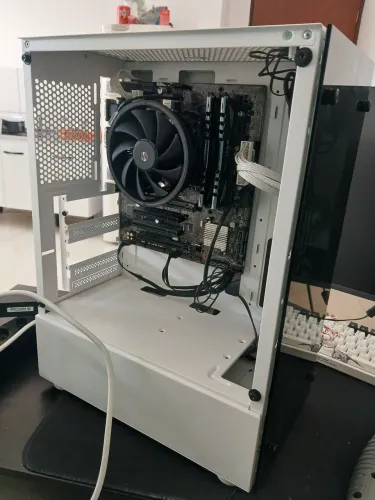 PC i58400 32GB RAM DUAL CHANNEL