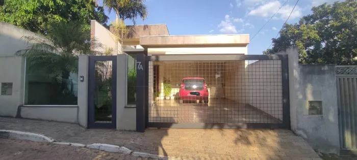 Vende-se casa moderna
