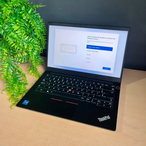 Note Lenovo ThinkPad ? I5 11° Geração ? 8GB ? SSD 256GB ? 12X No Cartão