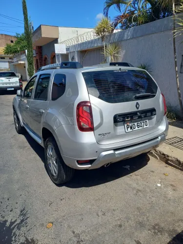 Renault Duster Dynamique 2.0 Hi-flex 16V Aut. 2016