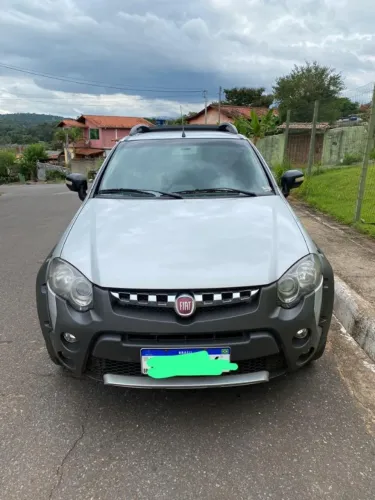 Fiat Strada Adventure1.8/ 1.8 Locker Flex CD 2015