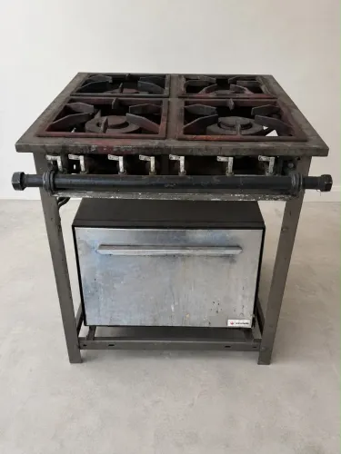 Fogão Industrial 4 Bocas com Forno - Funcionando Perfeitamente