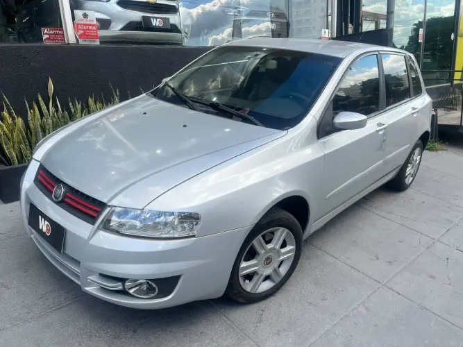 Fiat Stilo 1.8 Attractive Flex 8V 5P 2003