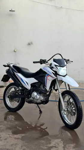 bross 160 2023 ( financio e parcelo no boleto )
