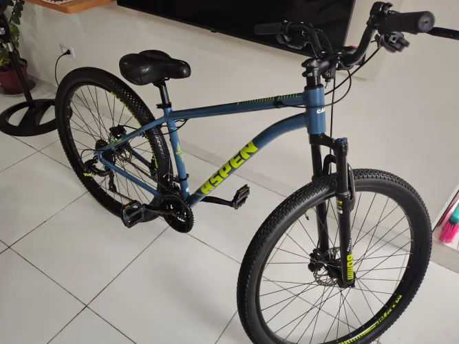 Bicicleta Caloi Aspen toda alumínio 24 marchas Shimano