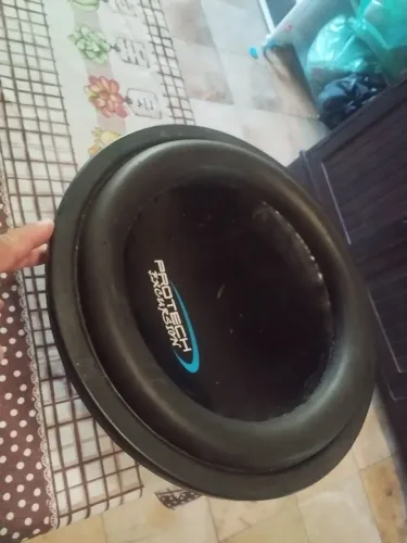 Subwoofer protech 800rms por 400 reais