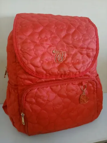 Mochila Capricho Love Red corações Original 