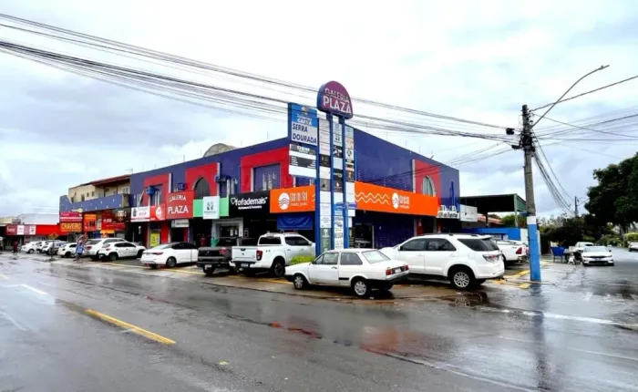 Sala 25 - Galeria Plaza - Parque Anhanguera