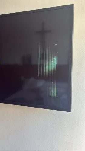 Vendo tv Samsung 43 polegadas com defeito