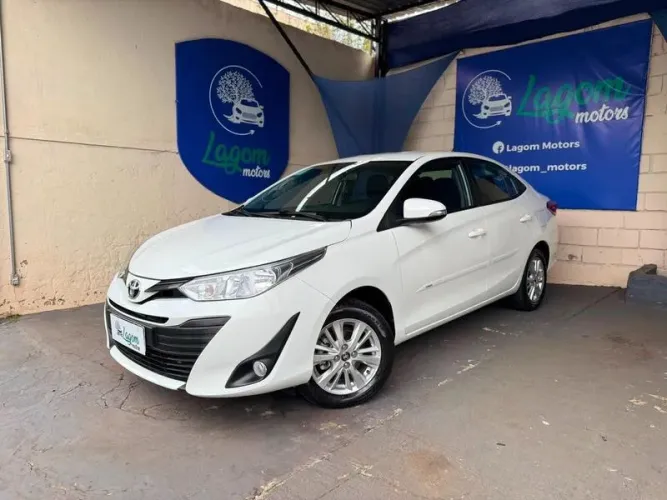 Toyota Yaris XL Sedan 1.5 Flex 16V 4P Aut. 2019