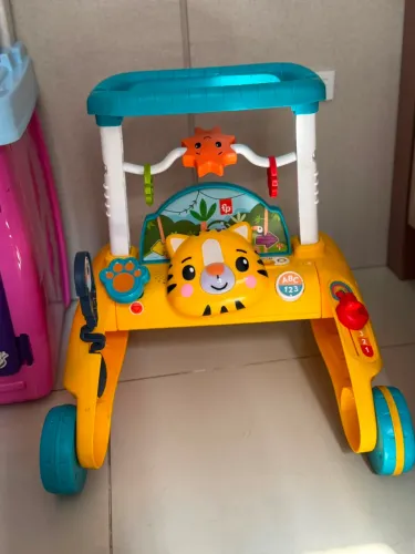 Andador Fisher Price