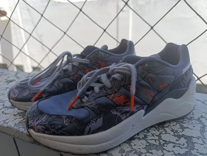Tênis Adidas