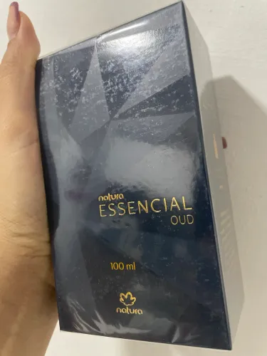 Perfume essencial oud masculino Natura 100ml