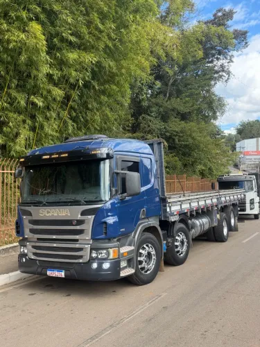 Scania P310 8x2 Bitruck - Azul Imperial