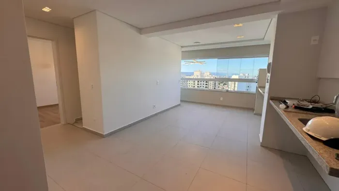 Apartamento Alto Padrão no Kingdom Tower | 52m², Andar Alto e Vista Panorâmica