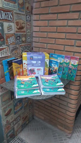 Trilhas Sistema de Ensino para o 8º Ano - FTD