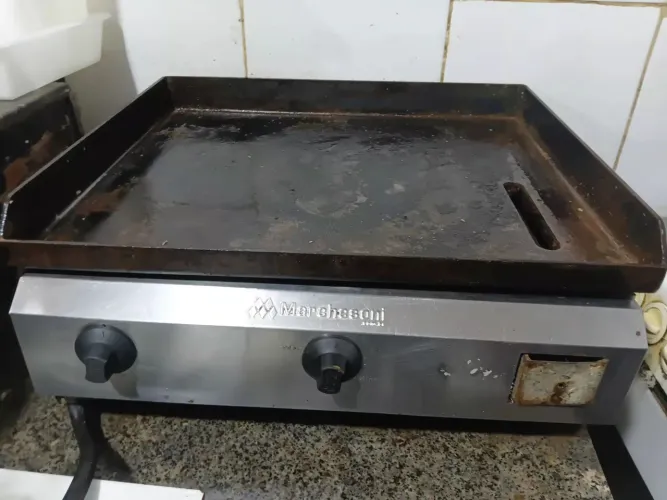 Vendo chapa em bom estado $380