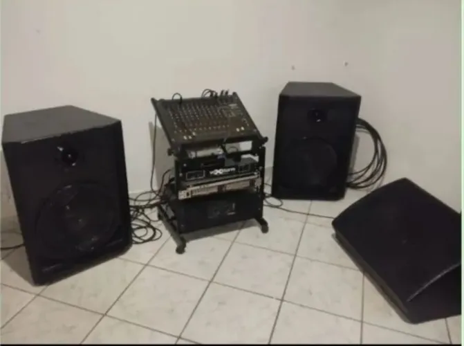 Mesa de som